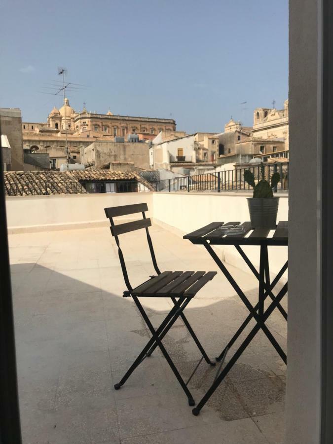 Bed and Breakfast Barock à Noto Extérieur photo