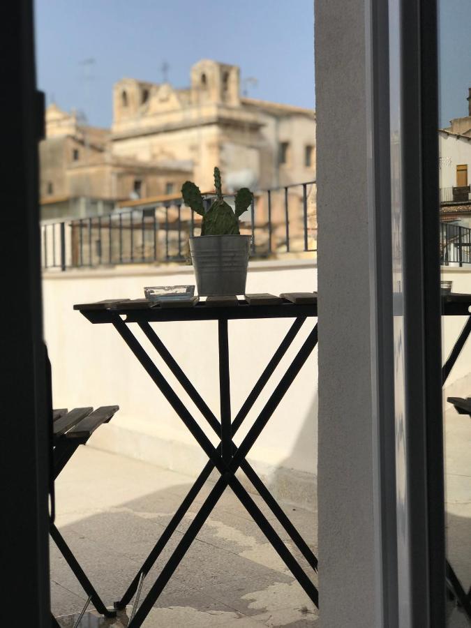 Bed and Breakfast Barock à Noto Extérieur photo
